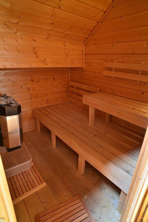 Gite Le Douglas, Vignoble Et Reculees Du Jura - Avec Sauna Lavigny Bagian luar foto