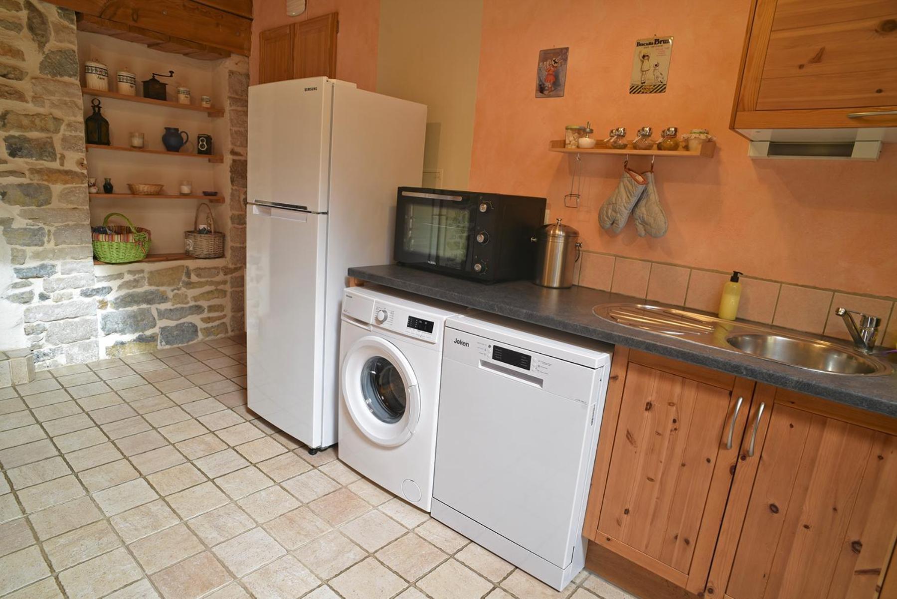 Gite Le Douglas, Vignoble Et Reculees Du Jura - Avec Sauna Lavigny Bagian luar foto