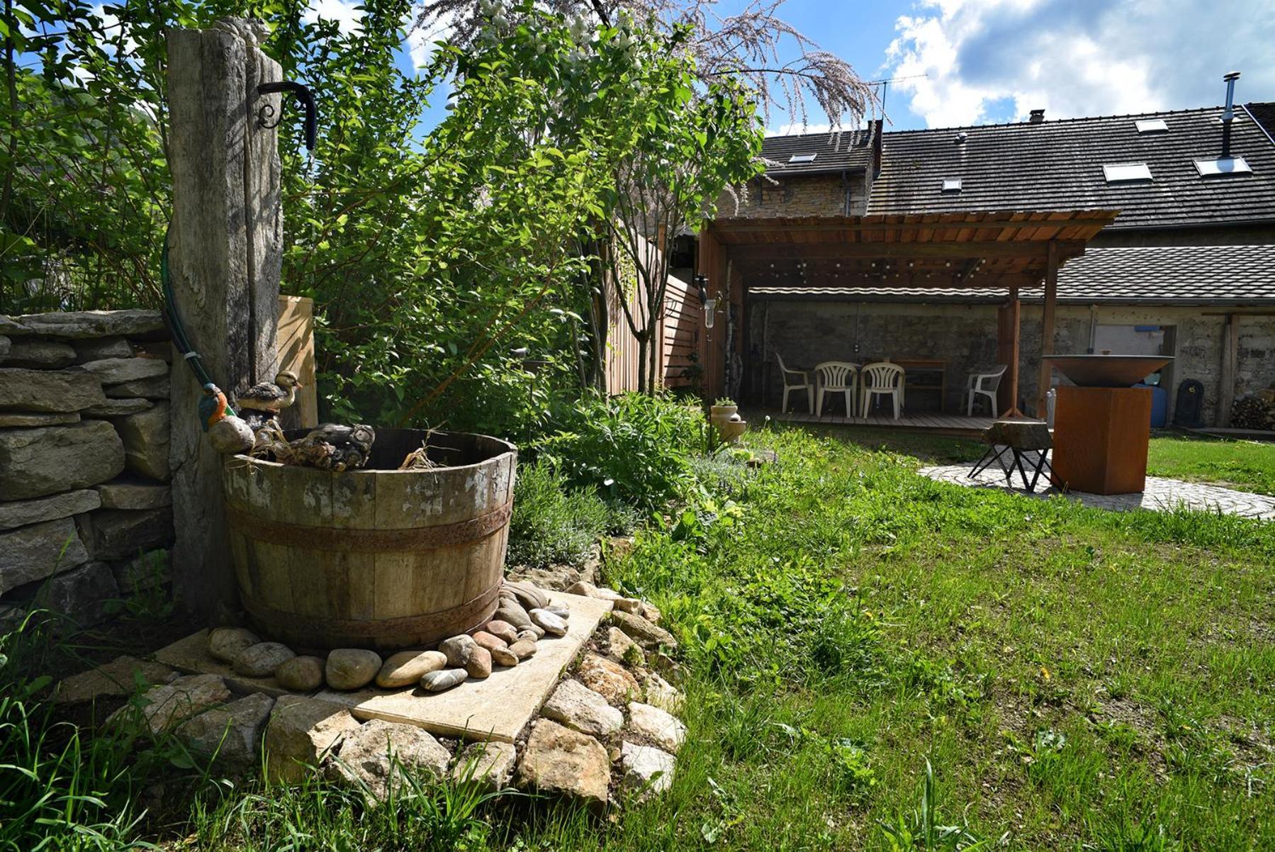 Gite Le Douglas, Vignoble Et Reculees Du Jura - Avec Sauna Lavigny Bagian luar foto